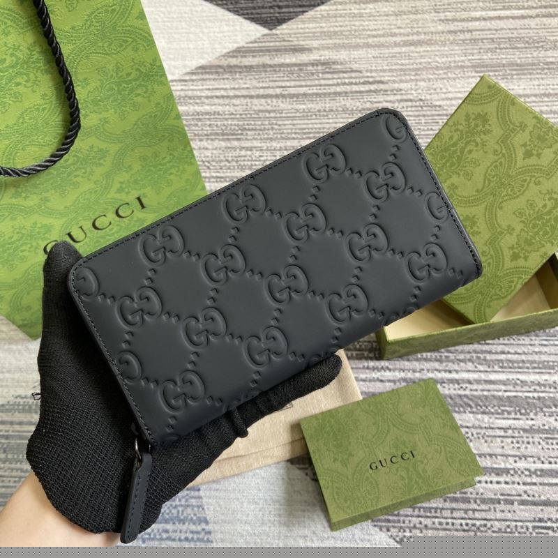 G*u*i wallets & purse